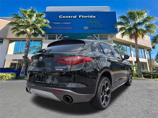 2022 Alfa Romeo Stelvio Ti