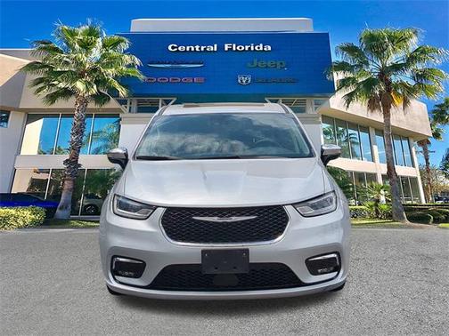 2023 Chrysler Pacifica Hybrid Limited