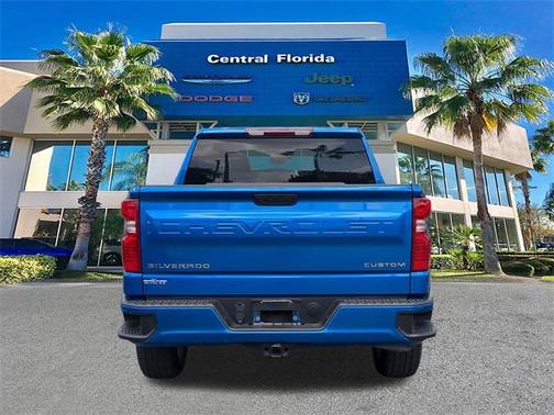 2023 Chevrolet Silverado 1500 Custom