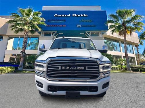 2024 RAM 2500 Laramie Crew Cab 4x4 6'4' Box