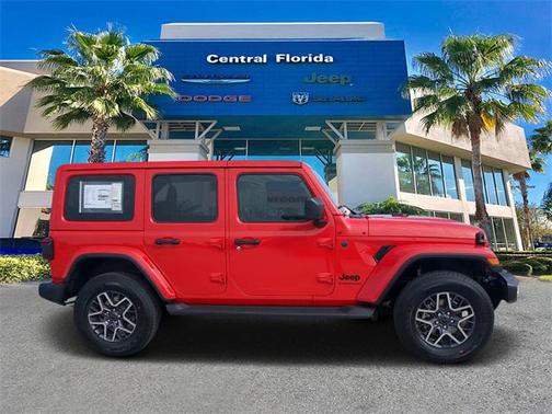 2025 Jeep Wrangler 4-Door Sahara 4x4