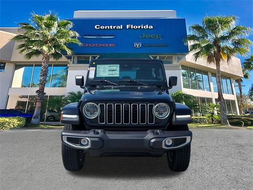 2025 Jeep Wrangler 4-Door Sahara 4x4