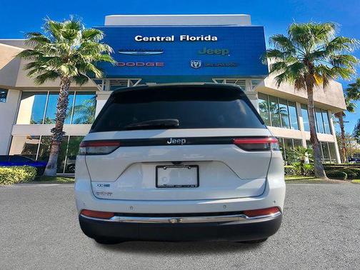 2023 Jeep Grand Cherokee 4xe Base