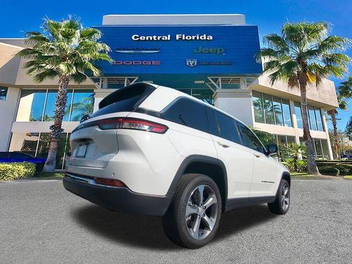 2023 Jeep Grand Cherokee 4xe Base