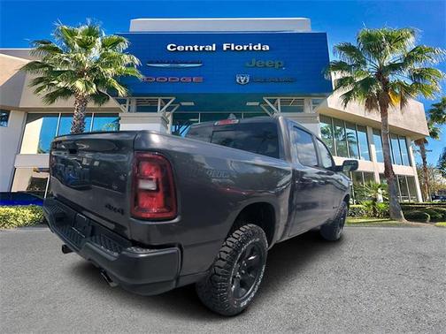 2025 RAM 1500 Warlock Crew Cab 4x4 5'7' Box