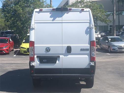 2024 RAM ProMaster 2500 Tradesman