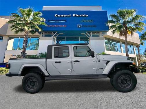 2022 Jeep Gladiator Sport S
