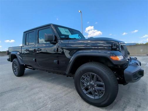2025 Jeep Gladiator Sport S
