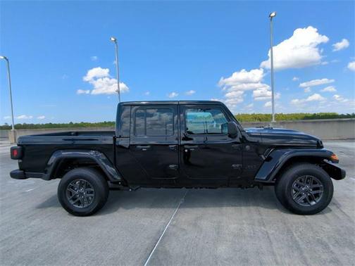 2025 Jeep Gladiator Sport S