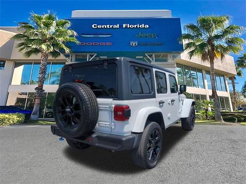 2023 Jeep Wrangler 4xe Sahara