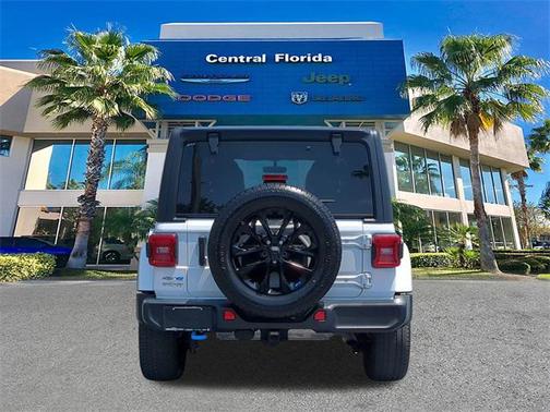 2023 Jeep Wrangler 4xe Sahara