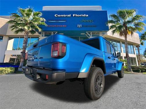 2025 Jeep Gladiator Sport S