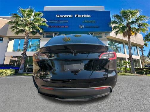 2022 Tesla Model Y Performance Dual Motor All-Wheel Drive