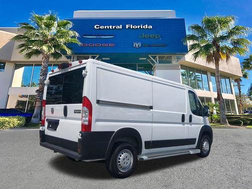 Bright White Clearcoat 2025 RAM ProMaster 2500 Tradesman