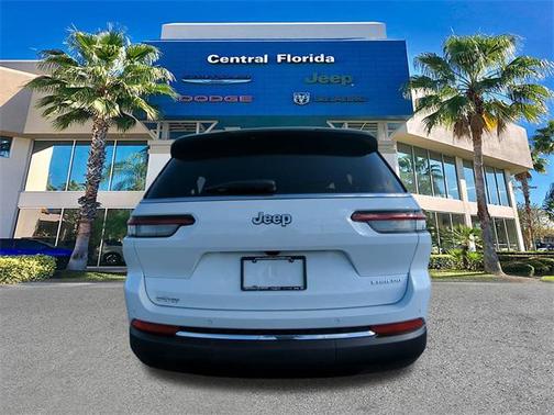 2025 Jeep Grand Cherokee L Laredo