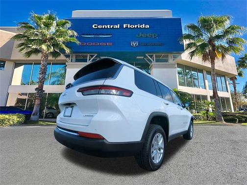 2025 Jeep Grand Cherokee L Laredo