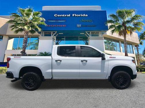 Summit White 2025 Chevrolet Silverado 1500 Custom Trail Boss