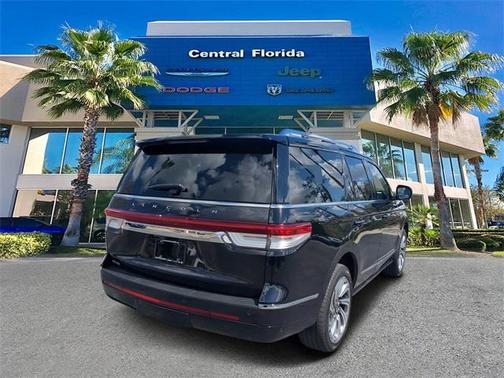 2023 Lincoln Navigator Reserve