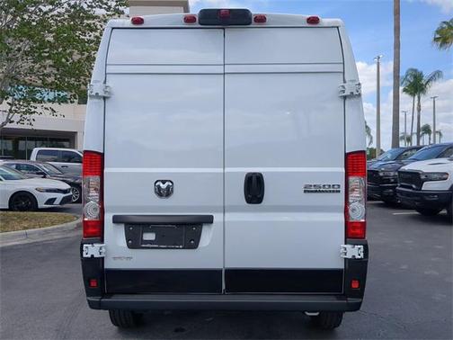 2025 RAM ProMaster 2500 Tradesman