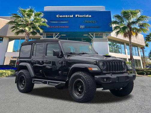Black Clearcoat 2020 Jeep Wrangler Unlimited Willys 4x4