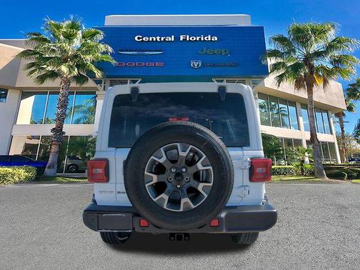 2026 Jeep Wrangler 4-Door Sahara 4x4