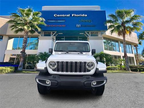2025 Jeep Wrangler 4-Door Sahara 4x4