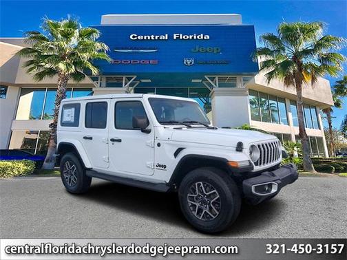 2025 Jeep Wrangler 4-Door Sahara 4x4