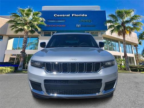 2025 Jeep Grand Cherokee L Laredo