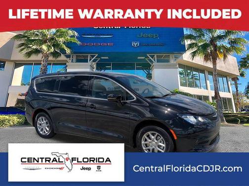 2026 Chrysler Voyager LX