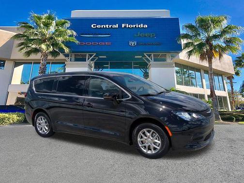 2026 Chrysler Voyager LX