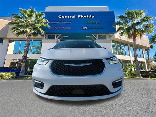 2026 Chrysler Pacifica L