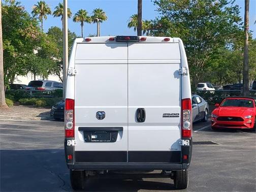 2024 RAM ProMaster 2500 Tradesman