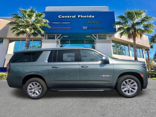 2023 Chevrolet Suburban Premier