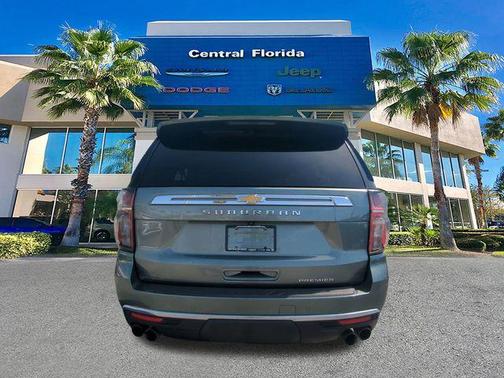 2023 Chevrolet Suburban Premier