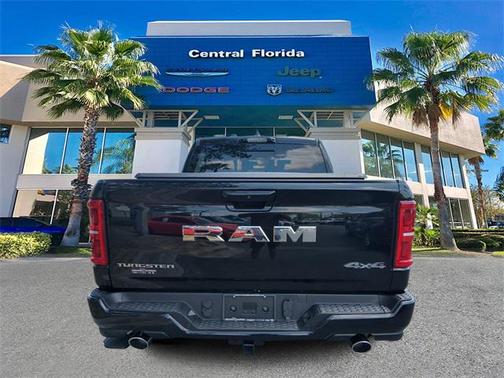 2025 RAM 1500 ST