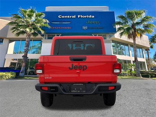 2025 Jeep Gladiator Sport S