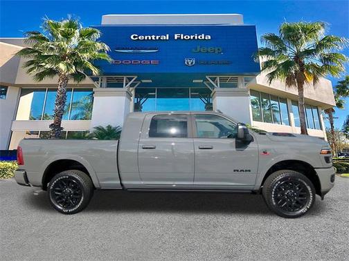 2026 RAM 3500 Limited Mega Cab 4x4 6'4' Box