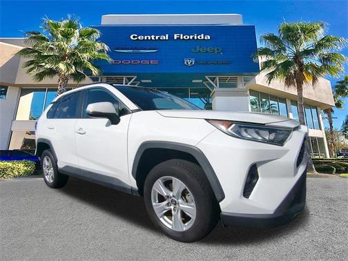 2019 Toyota RAV4 XLE