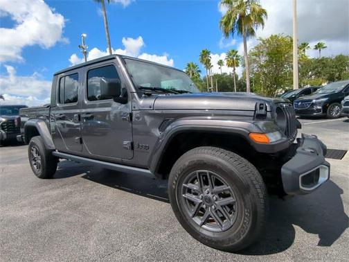 2024 Jeep Gladiator Sport S