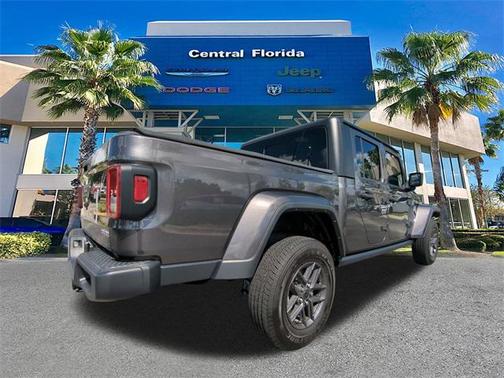 2024 Jeep Gladiator Sport S
