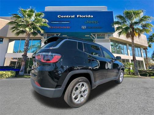2025 Jeep Compass Latitude