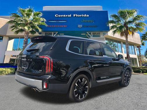 Ebony Black 2023 Kia Telluride SX Prestige