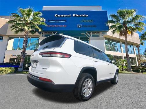 2023 Jeep Grand Cherokee L Laredo