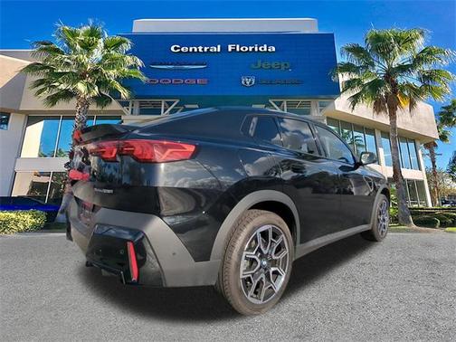 2025 BMW X2 xDrive28i