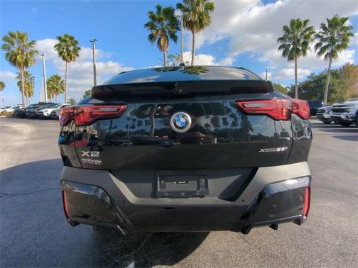 2025 BMW X2 xDrive28i