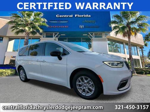 2024 Chrysler Pacifica Touring L