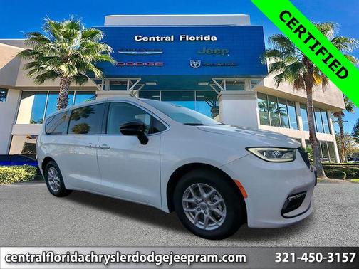 2024 Chrysler Pacifica Touring L