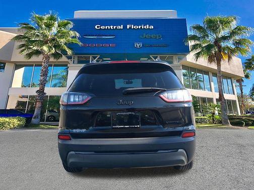 Diamond Black Crystal Pearlcoat 2019 Jeep Cherokee Limited