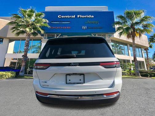 2023 Jeep Grand Cherokee 4xe Base