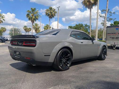 Destroyer Gray Clearcoat 2023 Dodge Challenger R/T Scat Pack Widebody